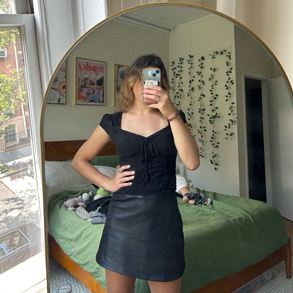 Black Lulus going out top